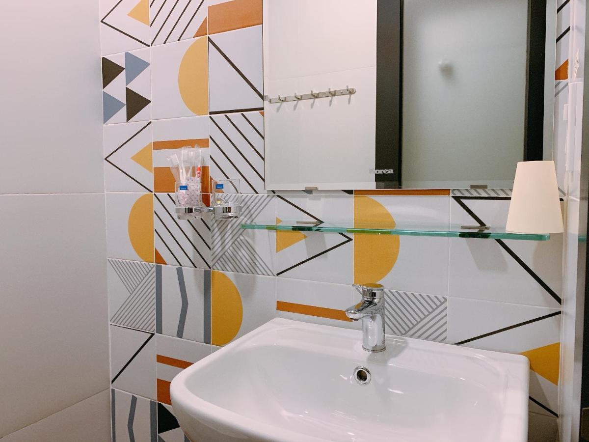 Luas Cosy Home - The Cosy Chinatown Hideaway โฮจิมินห์ซิตี้ ภายนอก รูปภาพ